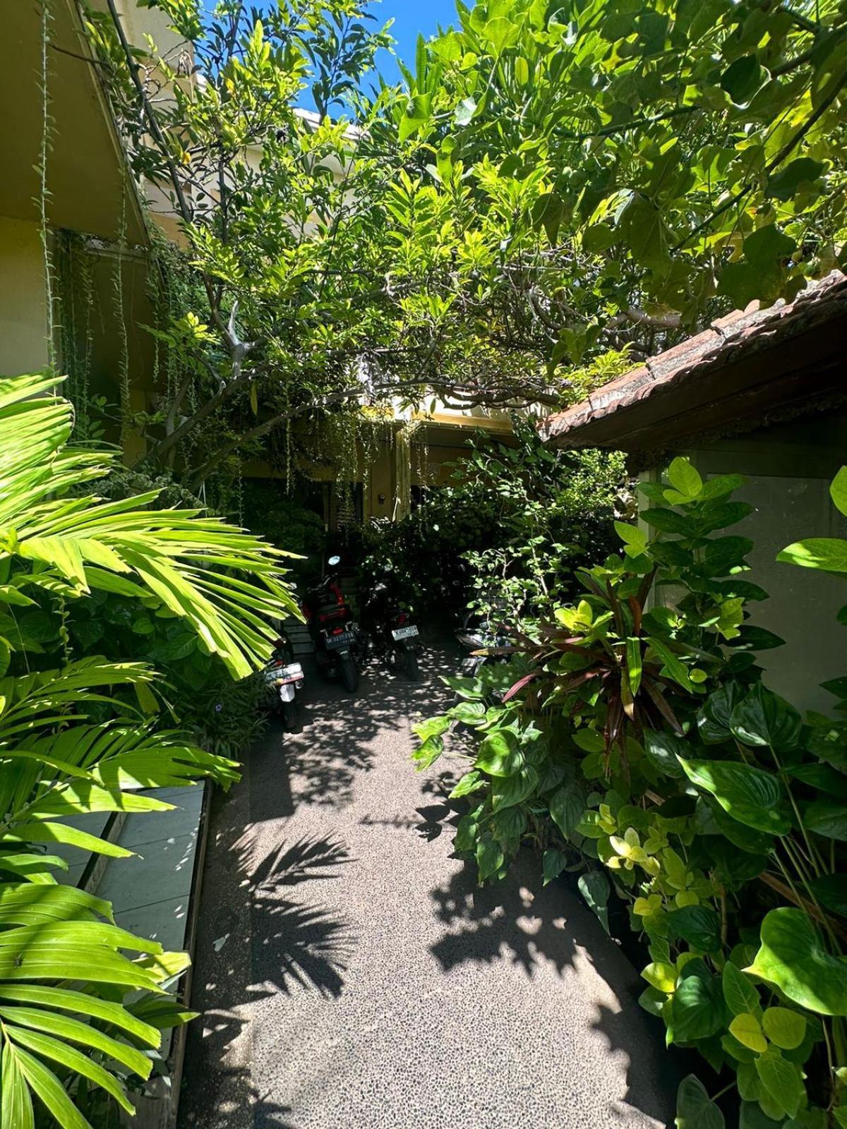 Sari Buana Guest house