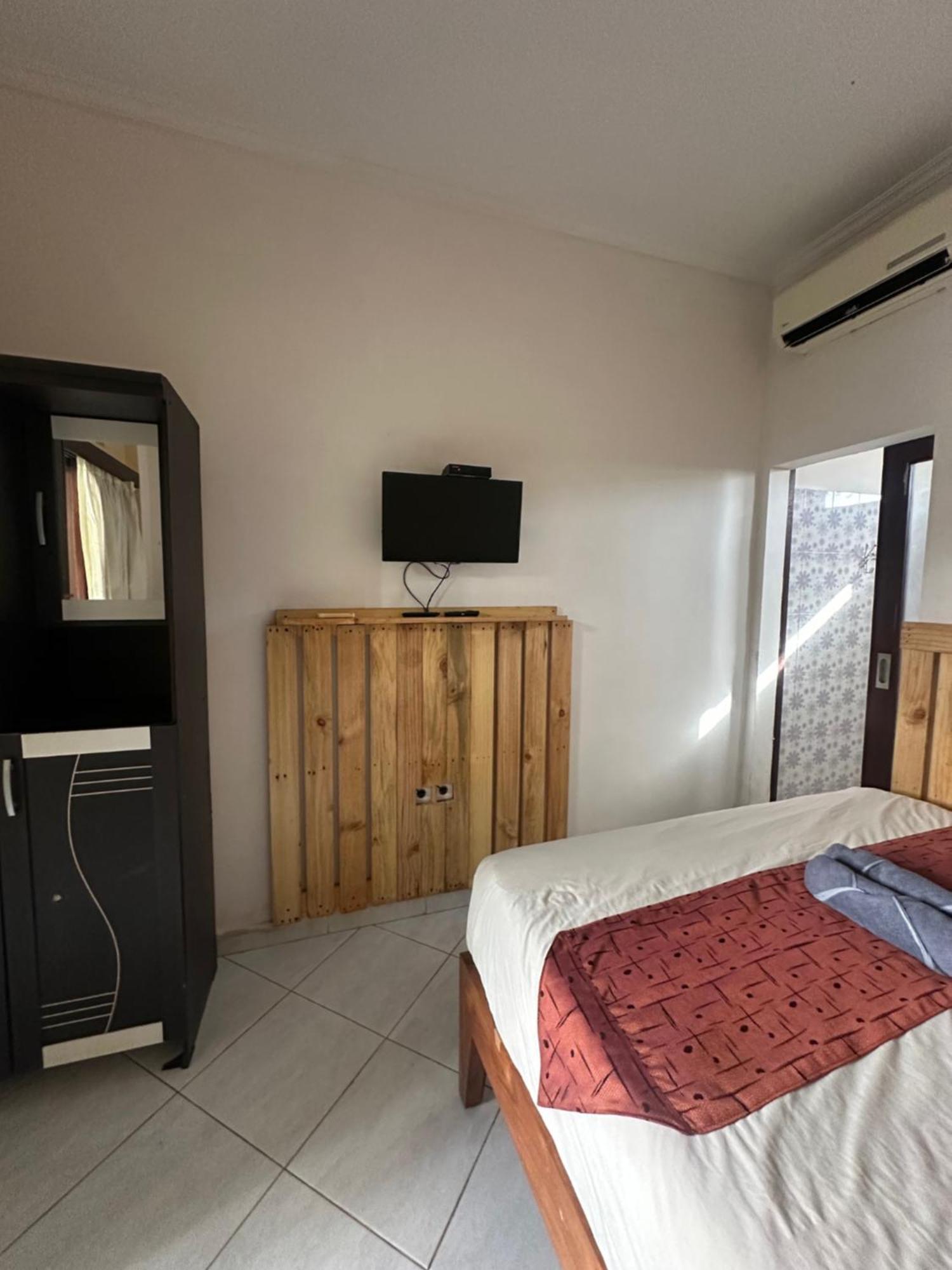 Sari Buana Guest house 2*